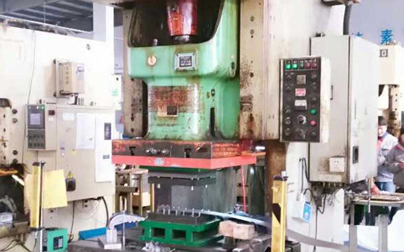 QMCS for stamping machine